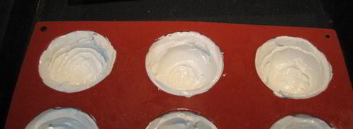 безе с вишней снежный шар. Шаг 3