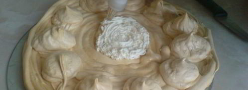 торт-безе павлова. Шаг 3