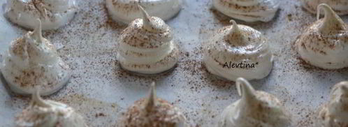 украшения из безе с шоколадом. Шаг 6