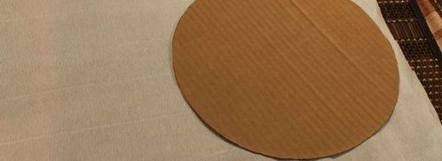 елка из шампанского и конфет. Шаг 4