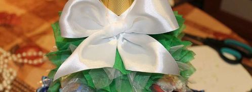 елка из шампанского и конфет. Шаг 37