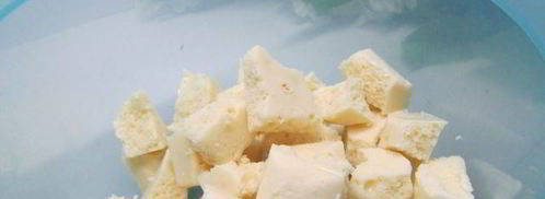 конфеты из белого шоколада с орешками и цукатами. Шаг 4