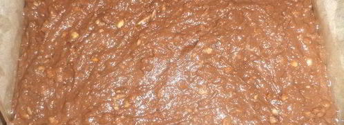 арахисовый десерт с карамельным кремом и шоколадной глазурью без выпечки. Шаг 3