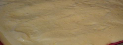 бисквитный рулет с манго и сметанным кремом. Шаг 4