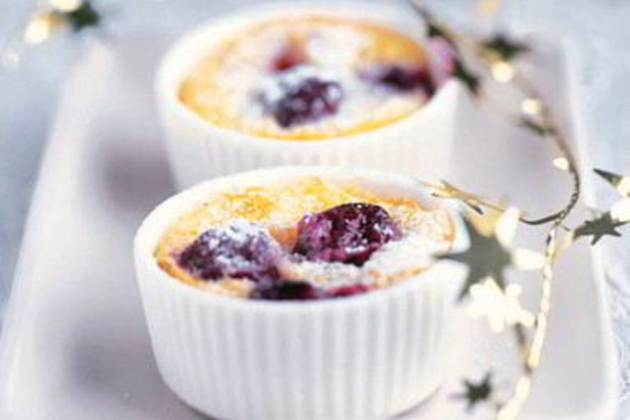 Рецепт миндального крема с вишней