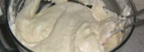 рулет бисквитный с творожным кремом. Шаг 3