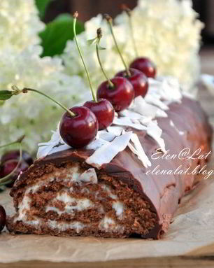 Шоколадный рулет с кокосовым кремом