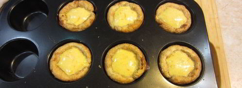 слоеные корзиночки с кремом и карамелью. Шаг 12