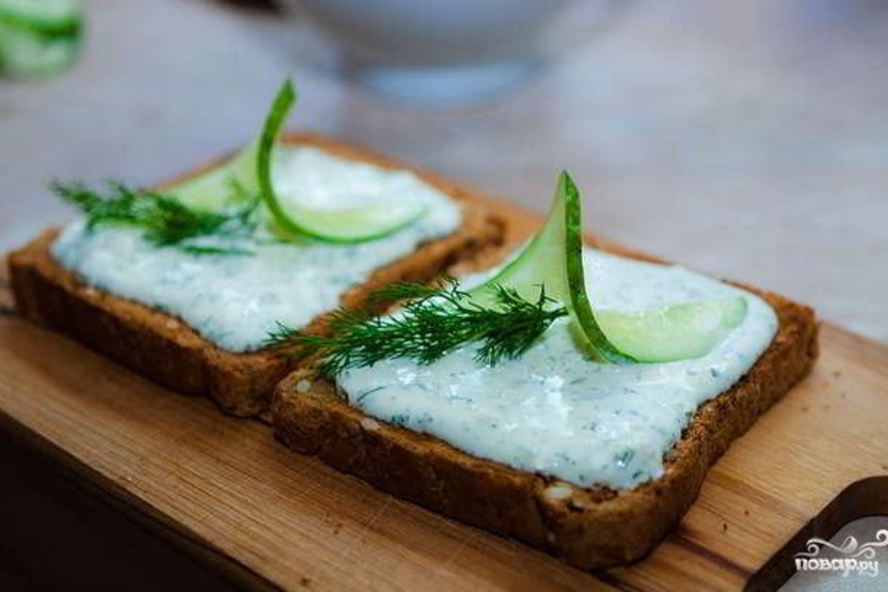 Рецепт творожного крема с зеленью