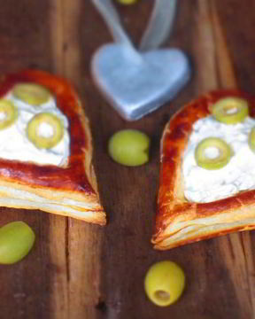 Волованы со сливочным кремом и оливками