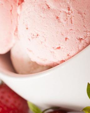 Клубничное мороженое
