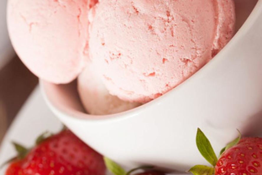 Рецепт клубничного мороженого