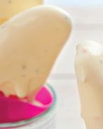 Мороженое с белым шоколадом, мятой и чили