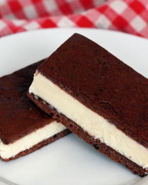 Сэндвич-мороженое