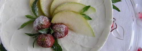 торт-мороженое с безе и красными ягодами. Шаг 24