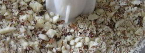 торт-мороженое с безе и красными ягодами. Шаг 8