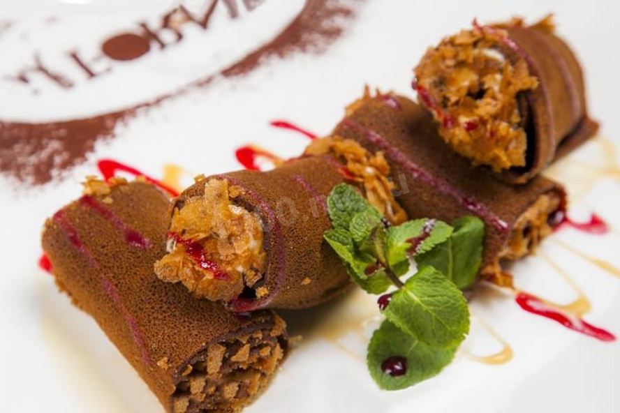 Рецепт ржаных блинчиков с апельсиновым муссом и вафельной крошкой