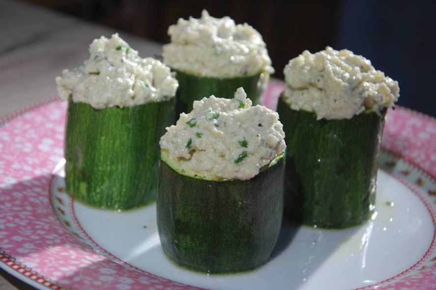 Рецепт цукини, фаршированные муссом из артишоков