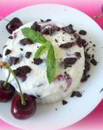 Творожный мусс с черешней