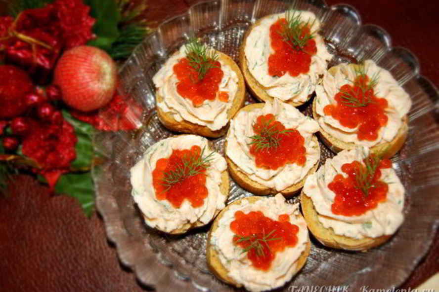 Рецепт закуски праздничной форелевый мусс с икрой