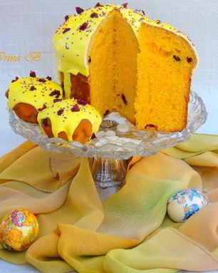 Морковный кулич с клюквой