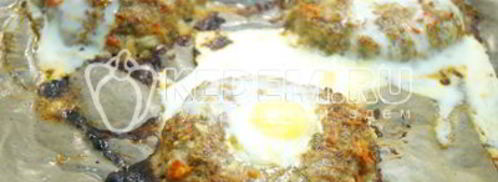 пасхальные мясные колечки с яйцом. Шаг 10