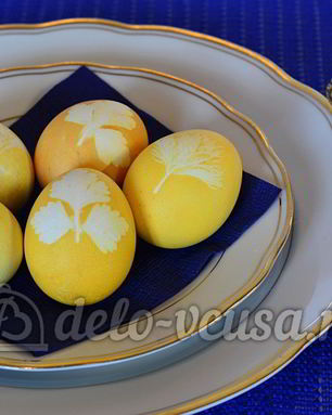 Пасхальные яйца с листочками