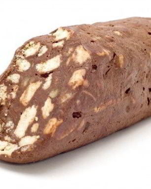 Шоколадная колбаса с грецкими орехами и коньяком