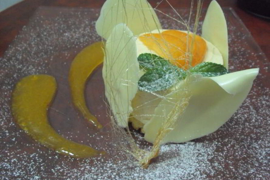 Рецепт карамельного суфле с абрикосовым пюре