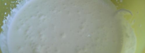 рулет бисквитный с клубнично-сливочным суфле. Шаг 7