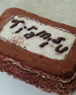 Творожный тирамису с кусочками какао-желе