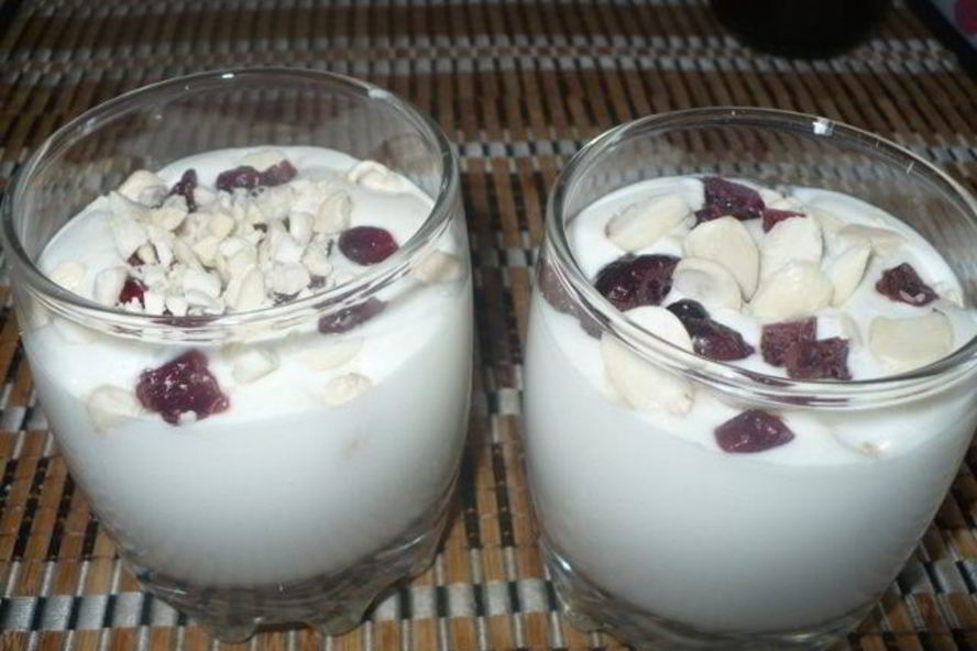 Рецепт творожного десерта с вяленой клюквой