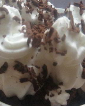 Банановый десерт с зефиром