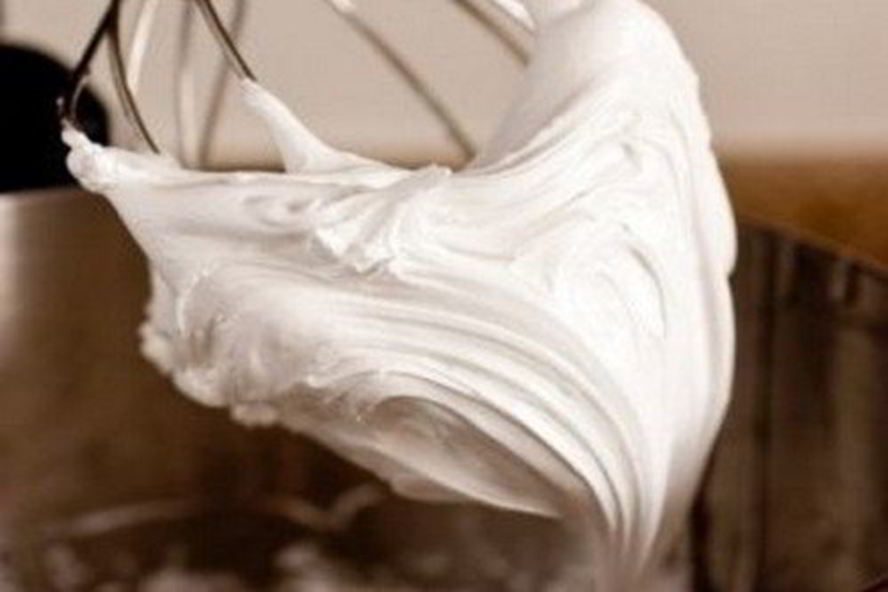 Рецепт зефирного крема для любой выпечки