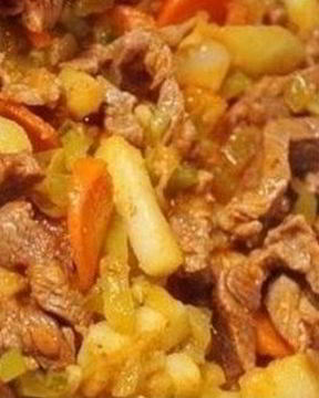 Азу мясное с соленым огурцом