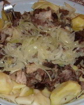 Бешбармак из свинины в мультиварке