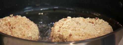 сэндвич с консервированной ветчиной и драником. Шаг 8