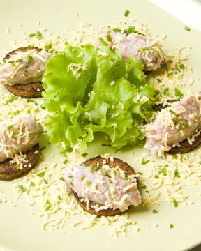 Форшмак с плавленым сыром и морковью