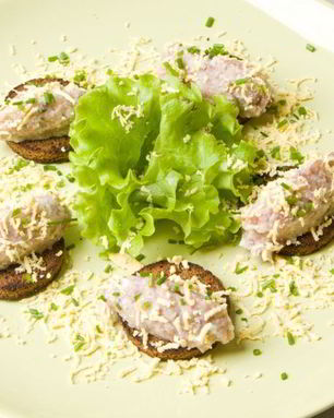 Форшмак с плавленым сыром и морковью