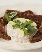 Форшмак с зерновым хлебом