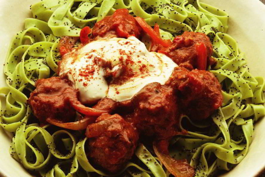 Рецепт фрикаделек в сметанном соусе