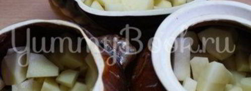 картофель с грибами и фрикадельками в горшочках. Шаг 6