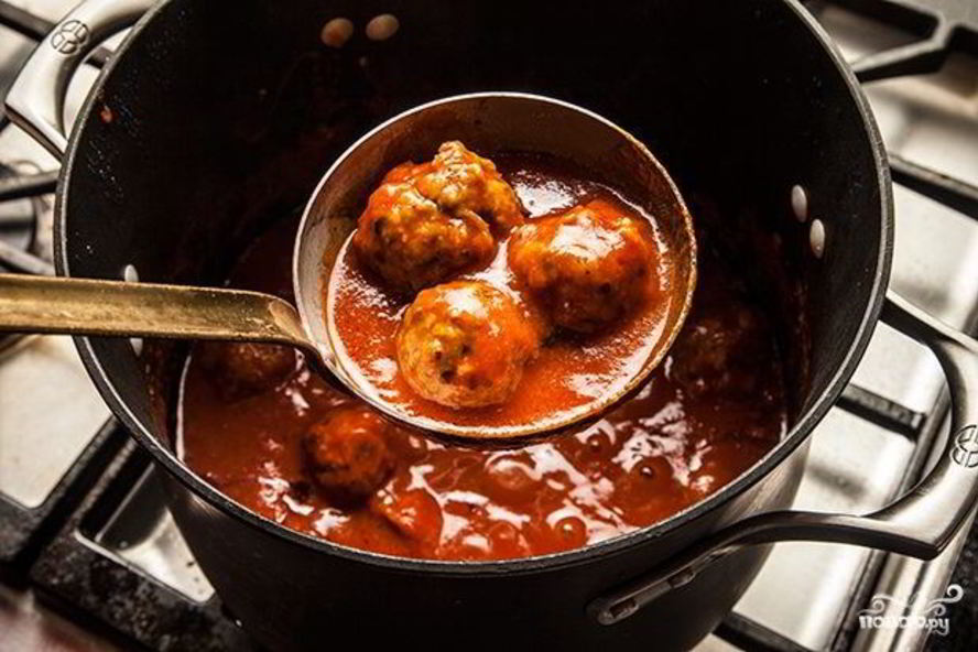 Рецепт мясных фрикаделек с подливкой