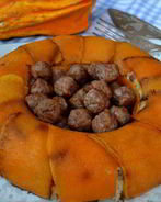 Рисовая корона с тыквой и фрикадельками