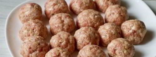 розмариновые фрикадельки в томатном соусе. Шаг 7