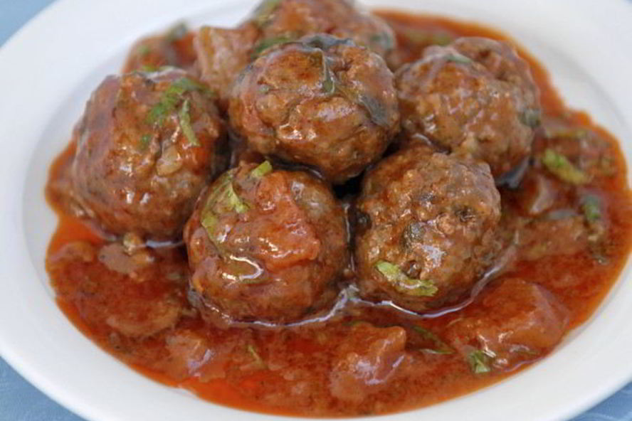 Рецепт тушеной капусты с фрикадельками