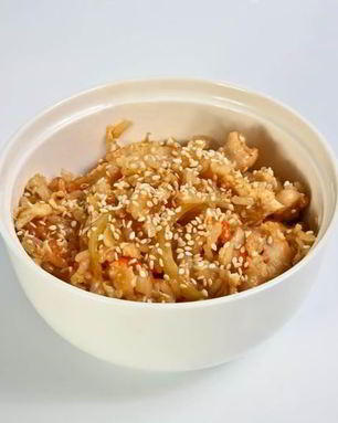 Чесночный рис с курицей