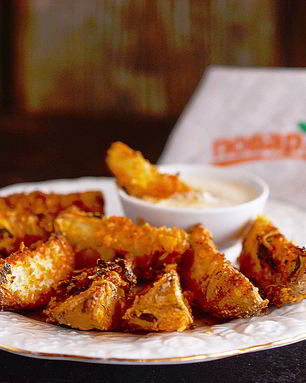 Деревенский картофель под сырным соусом