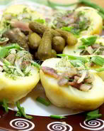 Картофель с селедкой