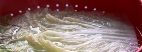 голубцы из пекинской капусты с отварным мясом. Шаг 13